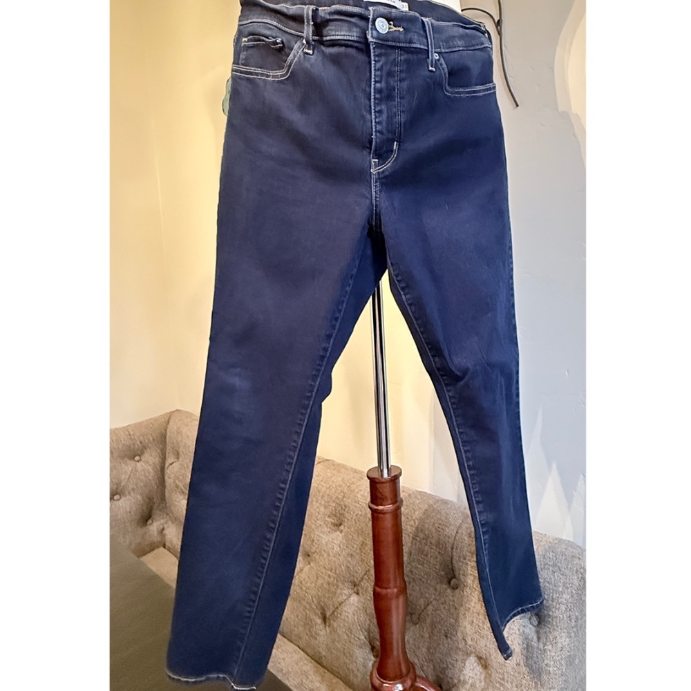 Plus Size Levi’s Straight Leg Jeans — Mid Rise — Dark Wash — W33 L30